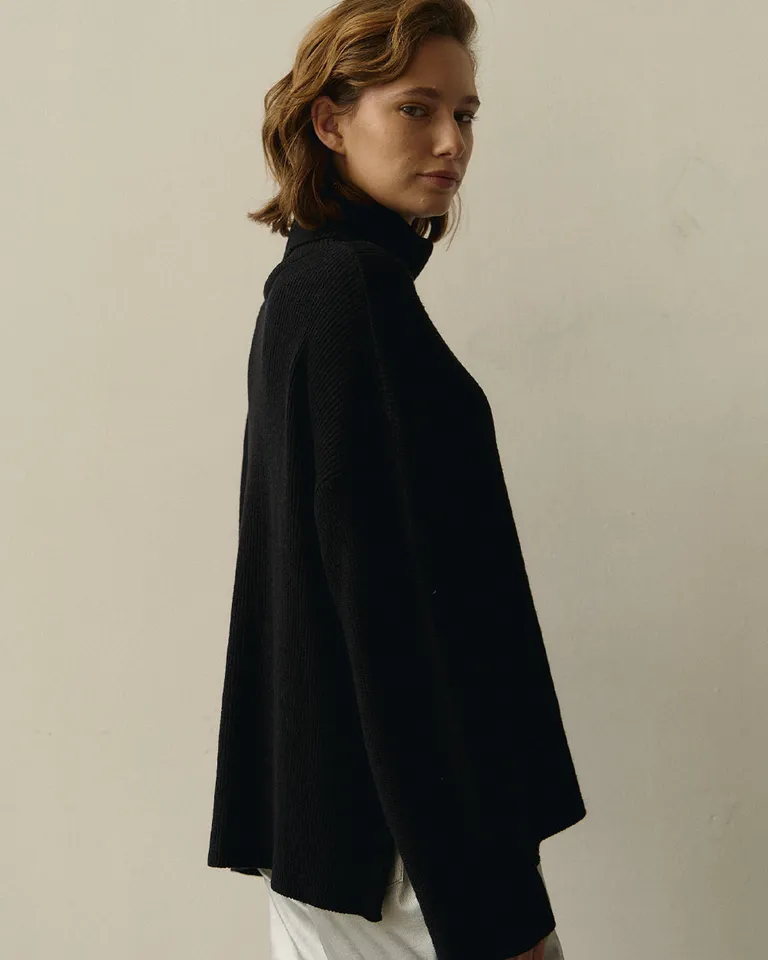 Elegante Poncho Oversized de Sky en Capas y Ponchos para argentina