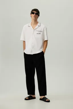 Camisa texturizada con bordados de Lefties en Camisas para argentina