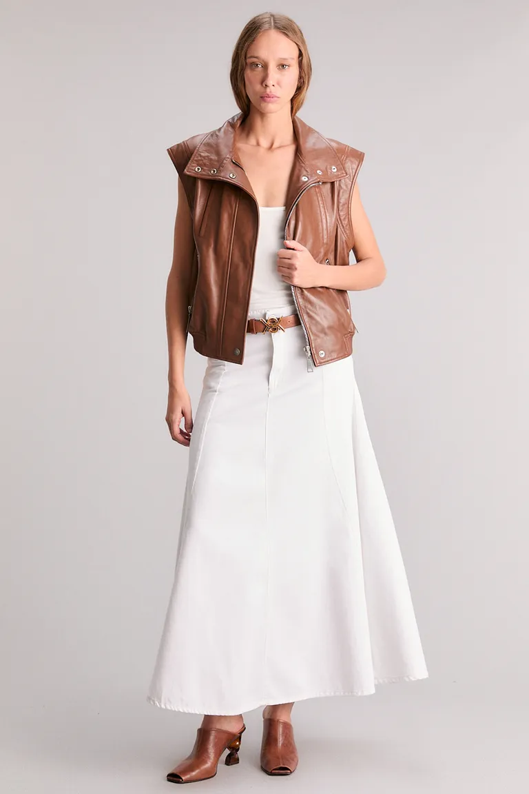 Maxifalda blanca de corte midi y caída sofisticada de Kosiuko en Faldas para argentina