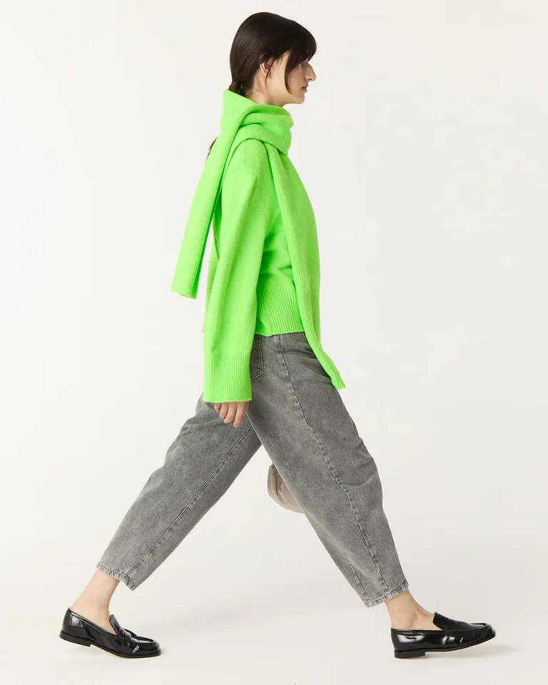 Sweater con cuello alto de calce holgado y mangas amplias con puños ajustados de Furzai en Buzos y Sweaters para argentina