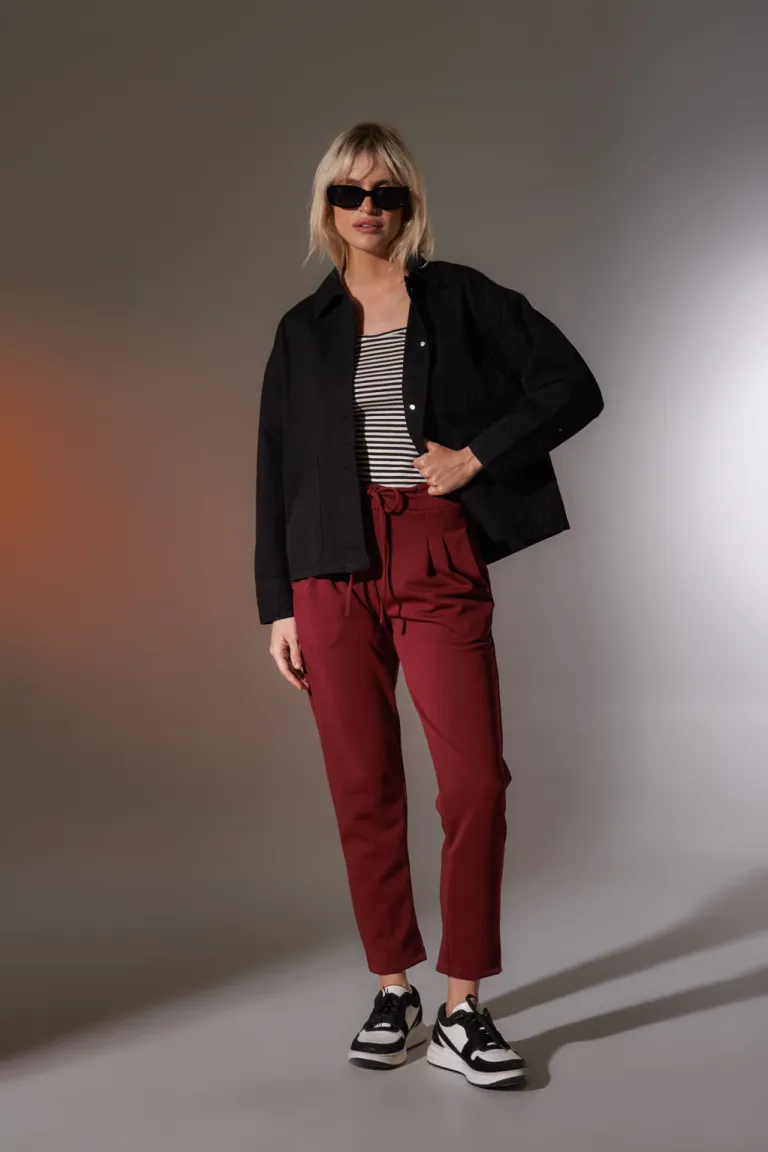 Pantalones elegantes y de corte clásico para el día a día de la mujer de Apricot en Pantalones para argentina