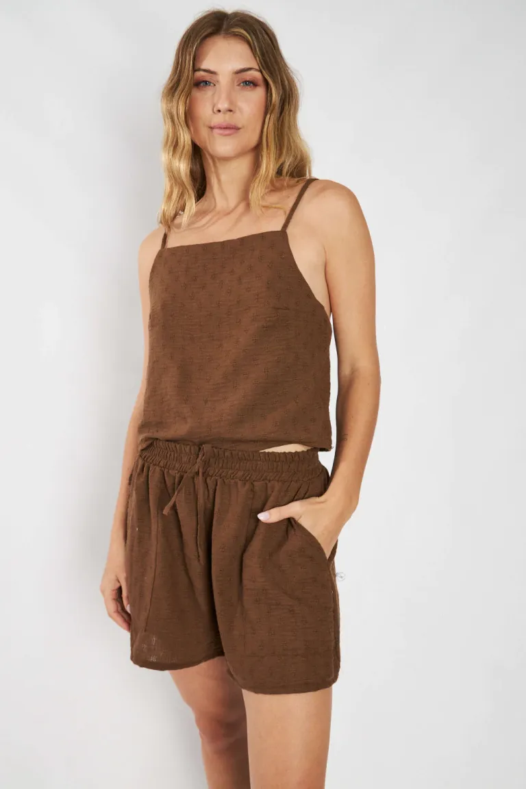 Short de lino calado con bolsillo y cintura ajustable de Belle en Shorts para argentina