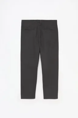 Pantalón chino slim de Lefties en Pantalones para argentina