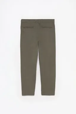 Pantalón chino slim de Lefties en Pantalones para argentina