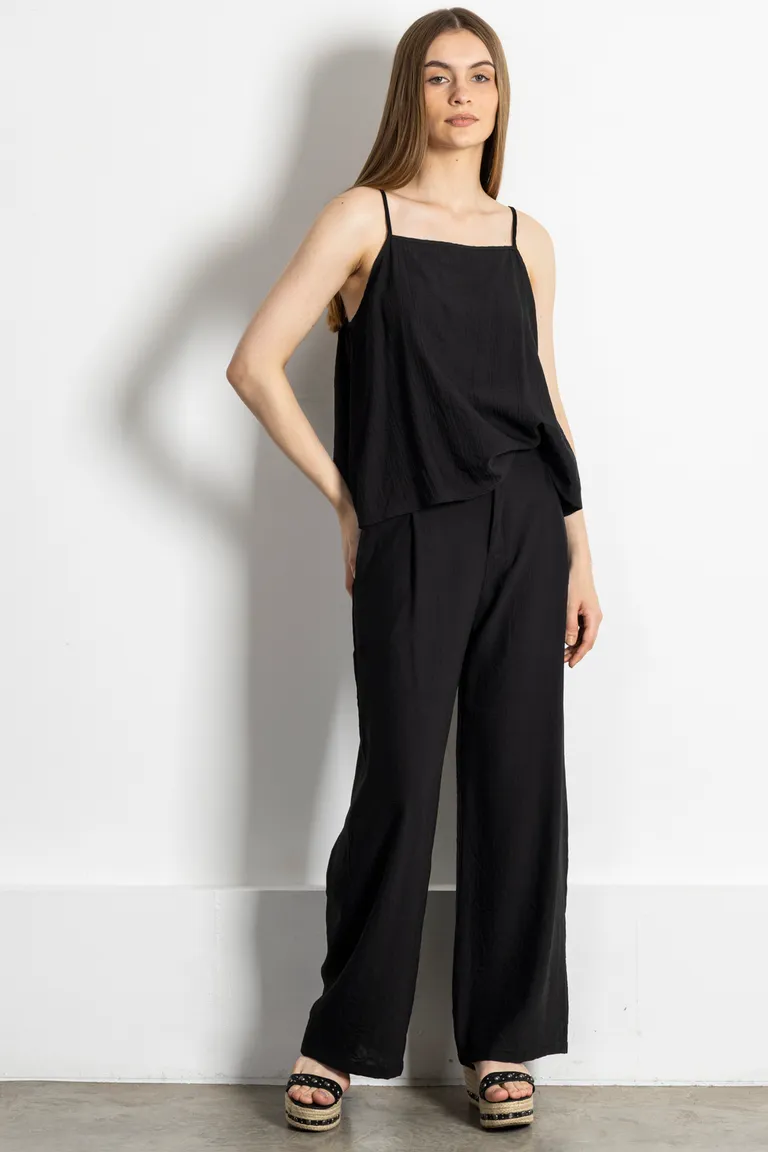 Blusa musculosa con breteles regulables y textura arrugada de Kill en Blusas para argentina