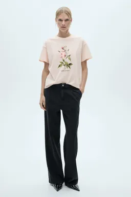 Remera algodón estampado floral de Mango en Remeras para argentina