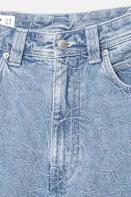 Bermuda denim skater de Pull&Bear en Bermudas y Shorts para argentina