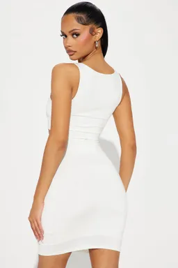 Minivestido on cloud nine de Fashion Nova en Vestidos para argentina