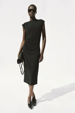 Vestido mangas japonesas de H&M en Vestidos para argentina