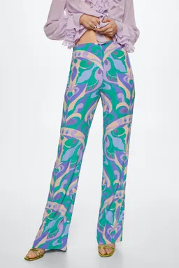 Pantalón fluido estampado de Mango en Pantalones para argentina