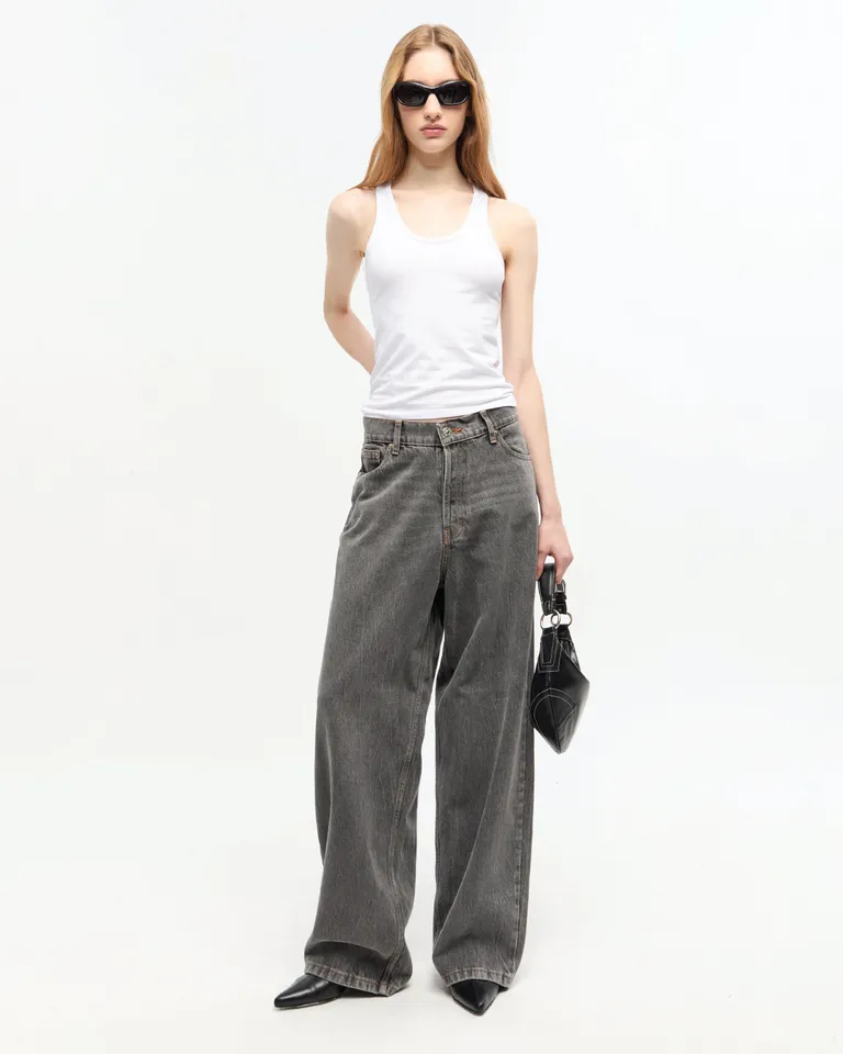Pantalón vaquero de corte ancho en gris desgastado para mujer de Ay Not Dead en Pantalones para argentina