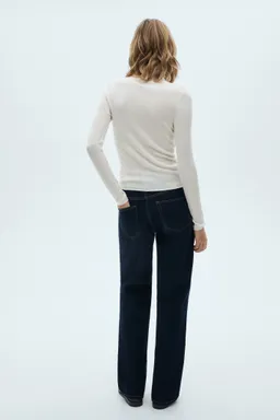 Jersey lana cuello alto de Mango en Buzos y Sweaters para argentina