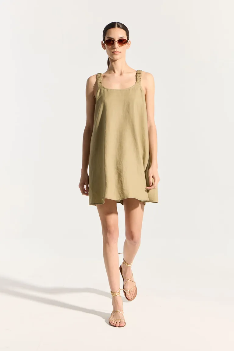 Vestido corto de lino en corte amplio con detalles en la espalda de Portsaid en Vestidos para argentina