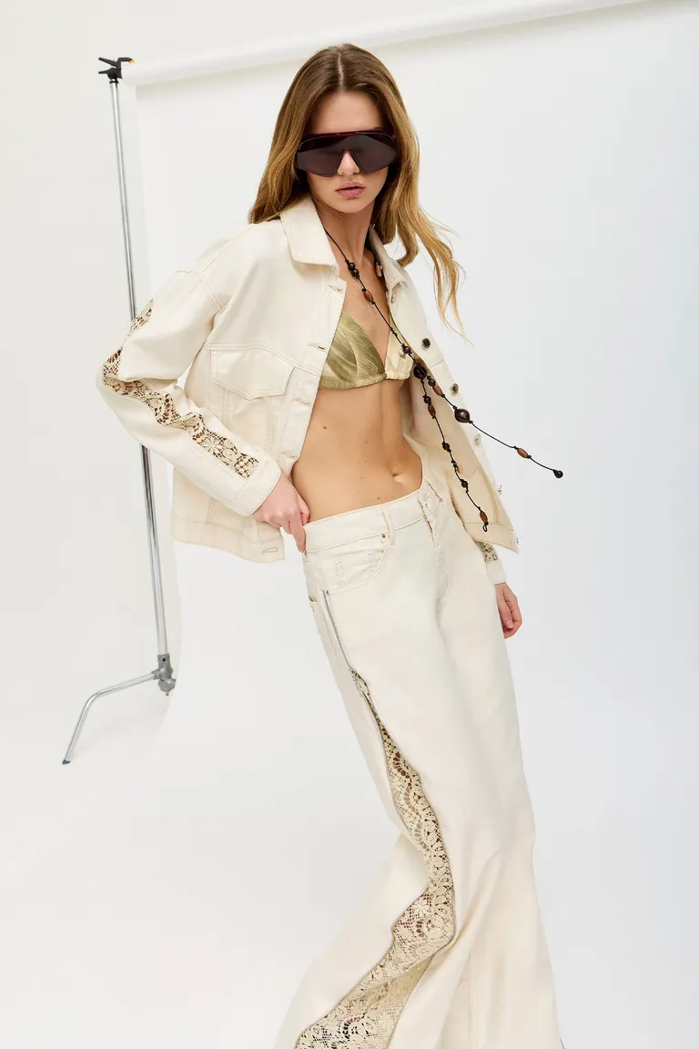 Pantalón de edición limitada con gipiure y cierre lateral de Tucci en Pantalones para argentina