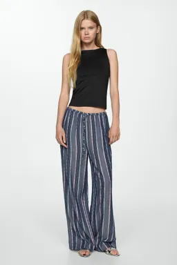 Top con tirantes escote barco de Mango en Tops para argentina