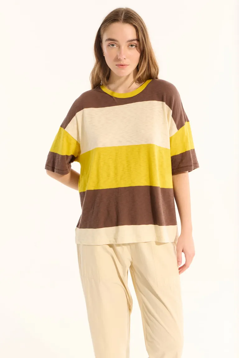 Remera manga corta escote redondo con diseño rayado premium y logo bordado de Portsaid en Remeras para argentina