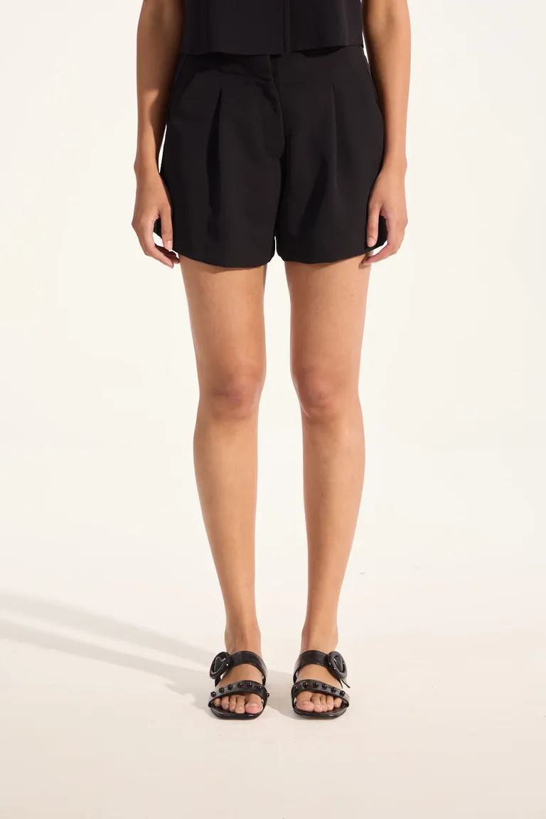 Short de corte amplio y bolsillos laterales y traseros para un estilo casual chic de Portsaid en Shorts para argentina