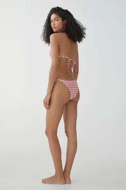 Top bikini estampado de Mango en Swimwear y Beachwear para argentina
