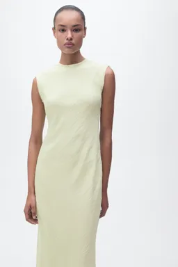 Vestido midi efecto arrugado de Mango en Vestidos para argentina