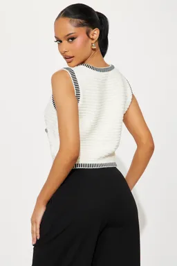 Chaleco suéter elegante sin esfuerzo de Fashion Nova en Chalecos para argentina