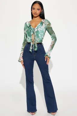 Top if he wanted ruffle de Fashion Nova en Blusas para argentina