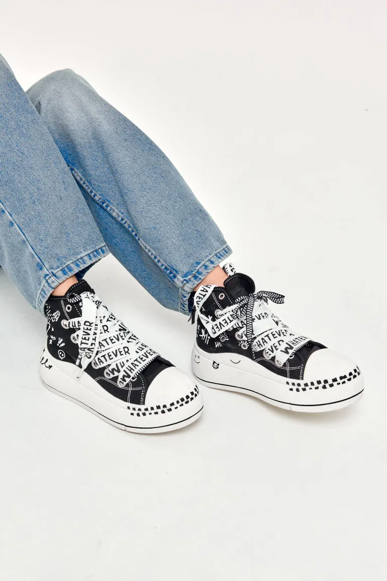 Zapatillas tipo botita de loneta con diseño estampado y altura de 7 cm de 47 Street en Zapatillas para argentina