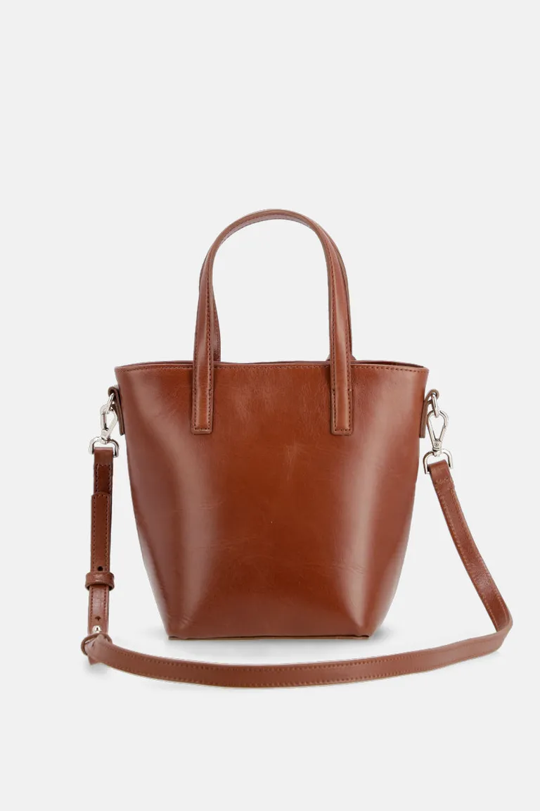 Cartera Bang: Diseño compacto y sofisticado para un look versátil y elegante de Justaosadia en Bolsos y Carteras para argentina