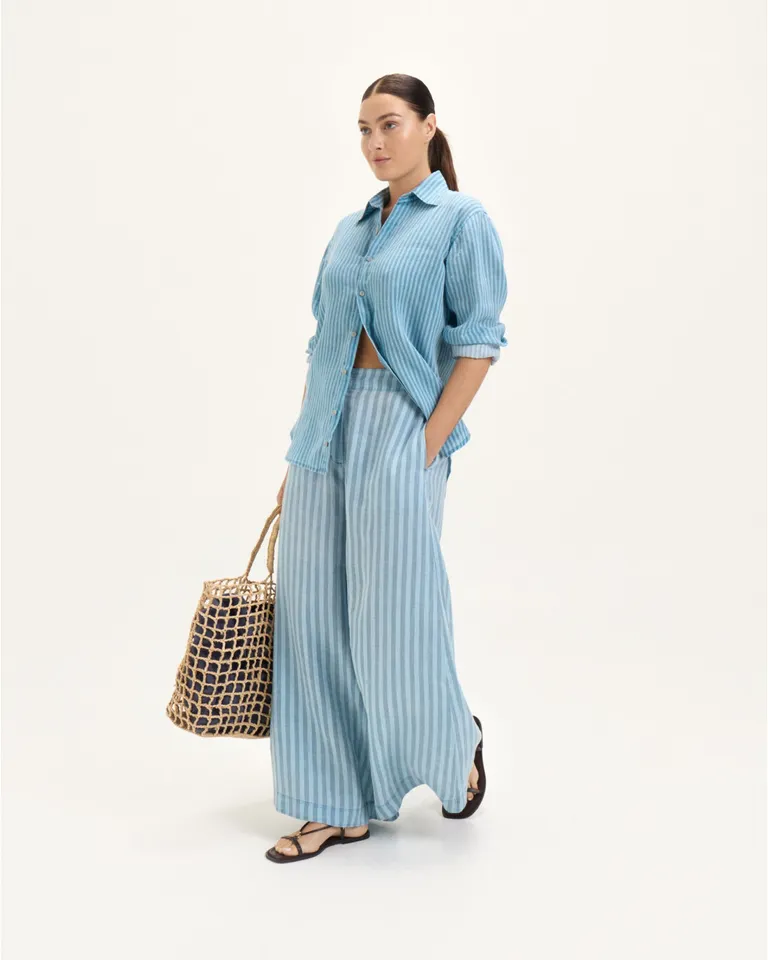 Pantalón pia de lino con estampado a rayas y cintura elástica para un look relajado y cómodo de Blue Sheep en Pantalones para argentina