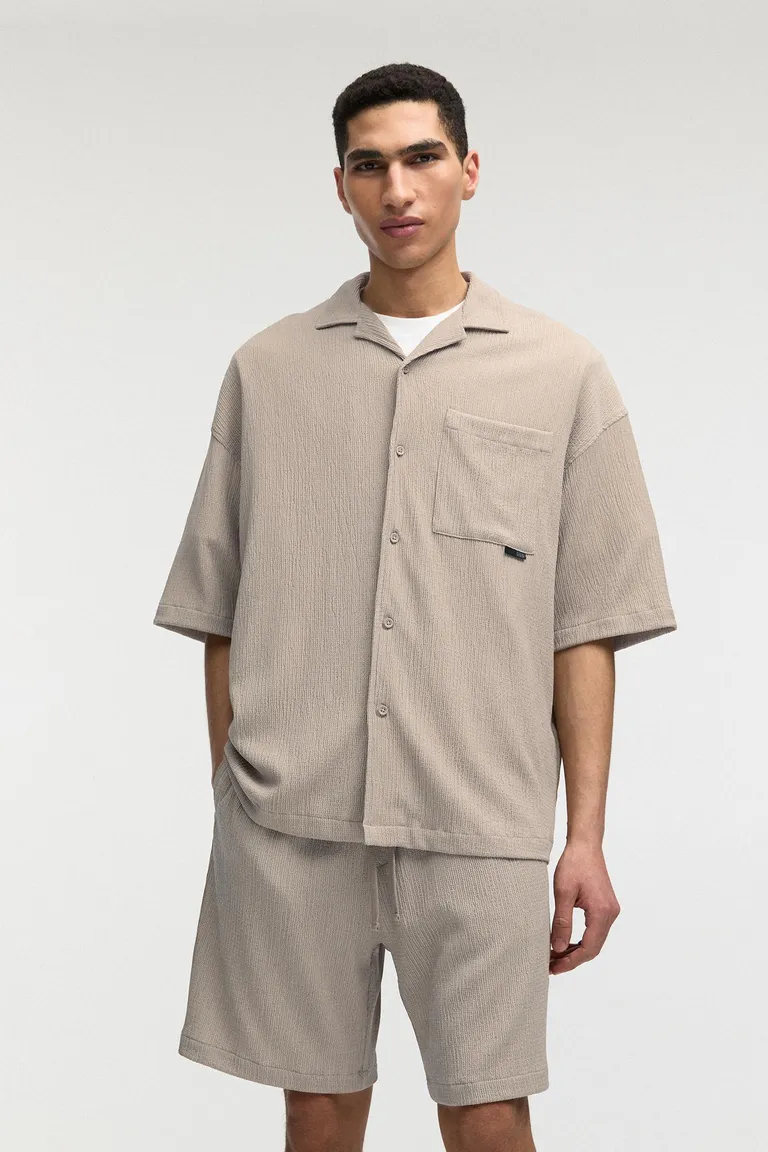 Camisa fluida manga corta de Pull&Bear en Camisas para argentina