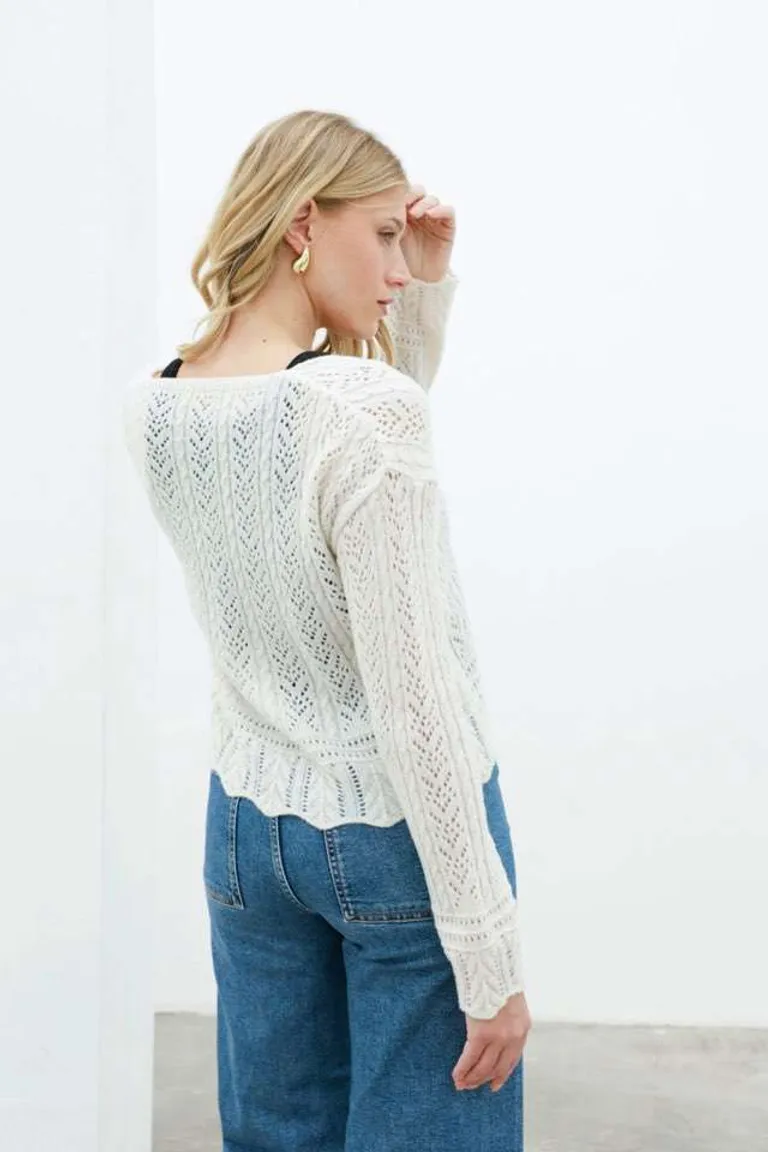 Chaqueta Bordada con Volados de Hesed en Chaquetas para argentina