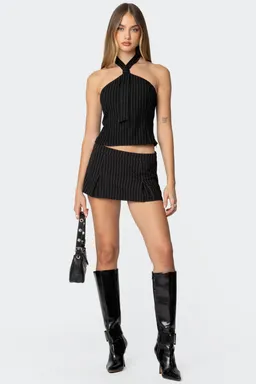 Karine mini falda pantalón plisada de Edikted en Shorts para argentina
