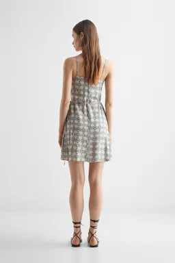Vestido cruzado estampado de Mango Teen en Vestidos para argentina