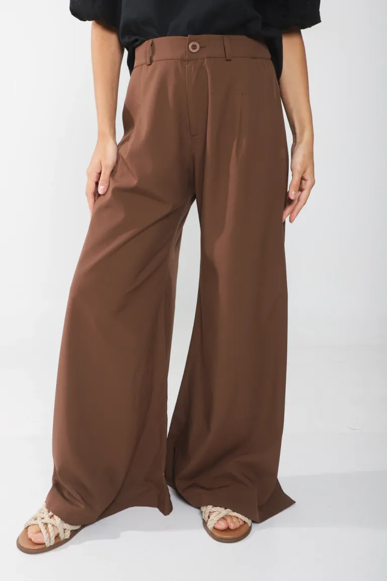 Pantalón de corte amplio y diseño elegante para mujer de Belle en Pantalones para argentina