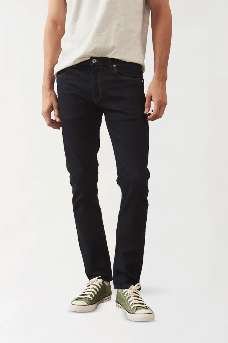 Pantalón Jean de Corte Slim en Color Negro para Hombre de Bensimon en Pantalones para argentina