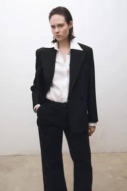 Jeans wideleg con pinzas de Mango en Pantalones para argentina