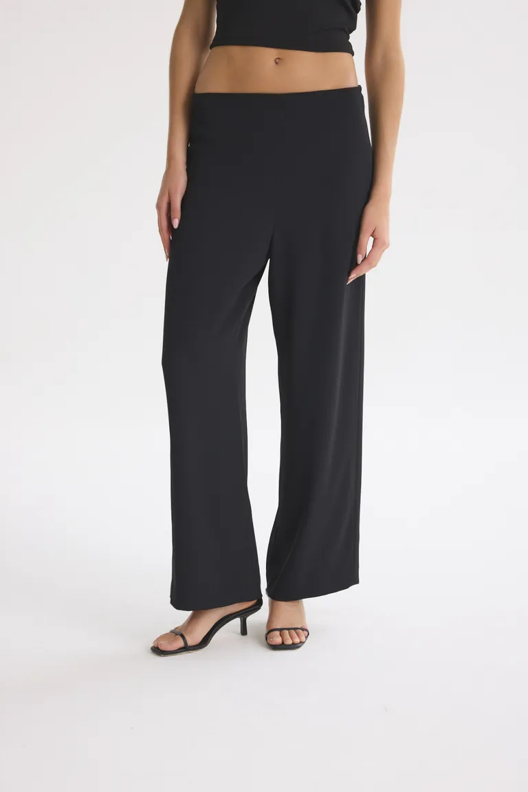 Pantalones negros elegantes y versátiles para mujer de Akiabara en Pantalones para argentina