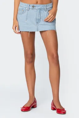Micro faldashort denim clementine de Edikted en Shorts para argentina