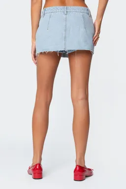 Micro faldashort denim clementine de Edikted en Shorts para argentina