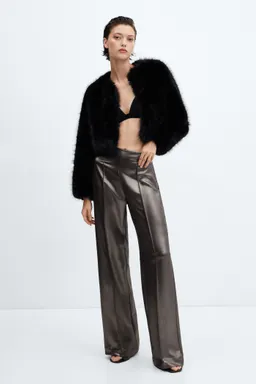 Pantalón efecto metalizado de Mango en Pantalones para argentina