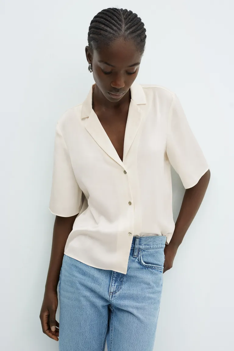 Camisa satinada manga corta de Mango en Camisas para argentina