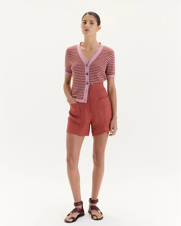 Short dayme de tiro alto en lino para un estilo veraniego y fresco de Blue Sheep en Shorts para argentina