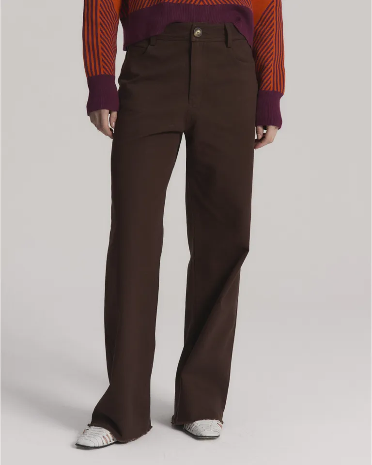 Pantalón de corte recto con bolsillos laterales y terminación desflecada en la botamanga de Blue Sheep en Pantalones para argentina