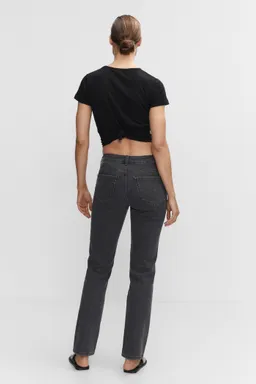 Jeans rectos tiro medio confort de Mango en Pantalones para argentina