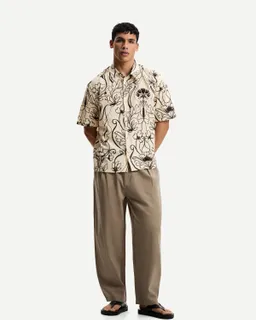 Camisa estampada manga corta de Bershka en Camisas para argentina