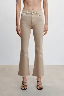 Jeans flare crop de Mango en Pantalones para argentina