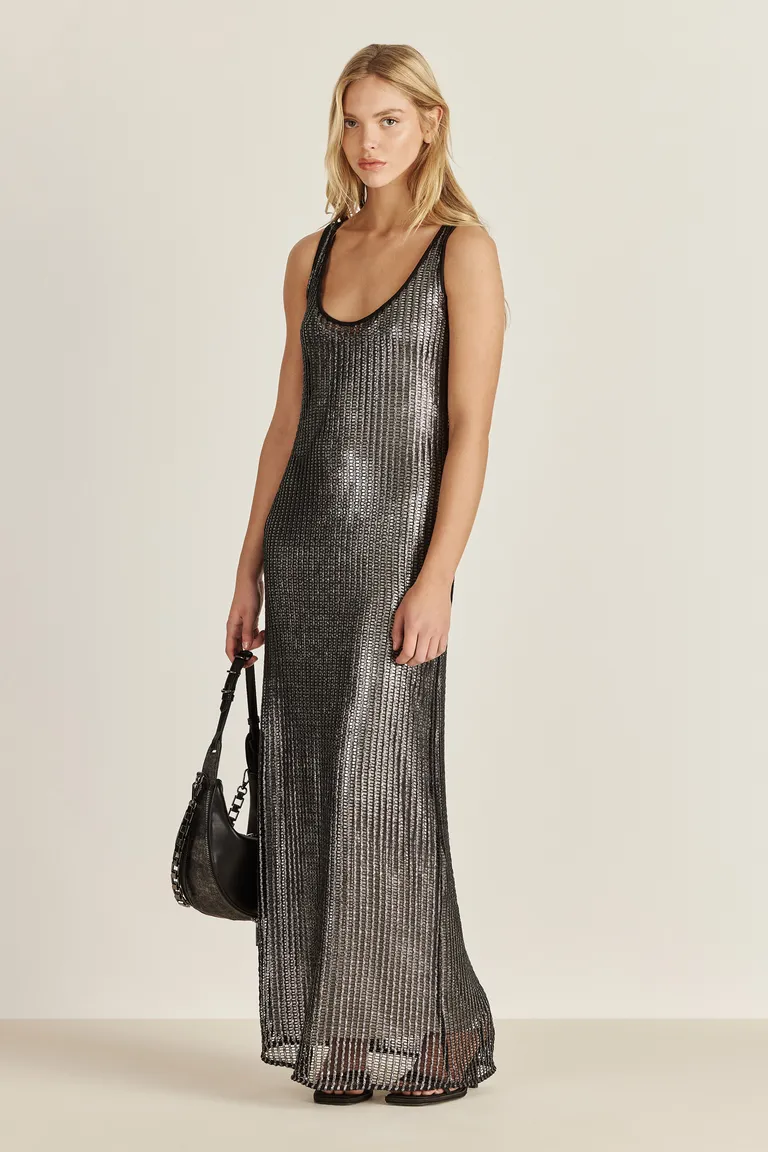 Vestido elegante de noche en una combinación única de red foil y gasa con foil de Tucci en Vestidos para argentina