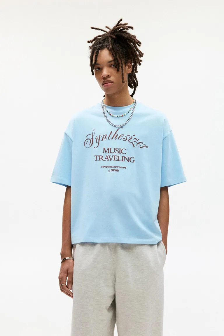 Remera stwd synthesizer de Pull&Bear en Remeras y Polos para argentina