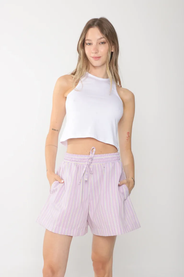 Top de corte evase, confeccionado en tela suave y elástica de Belle en Tops para argentina