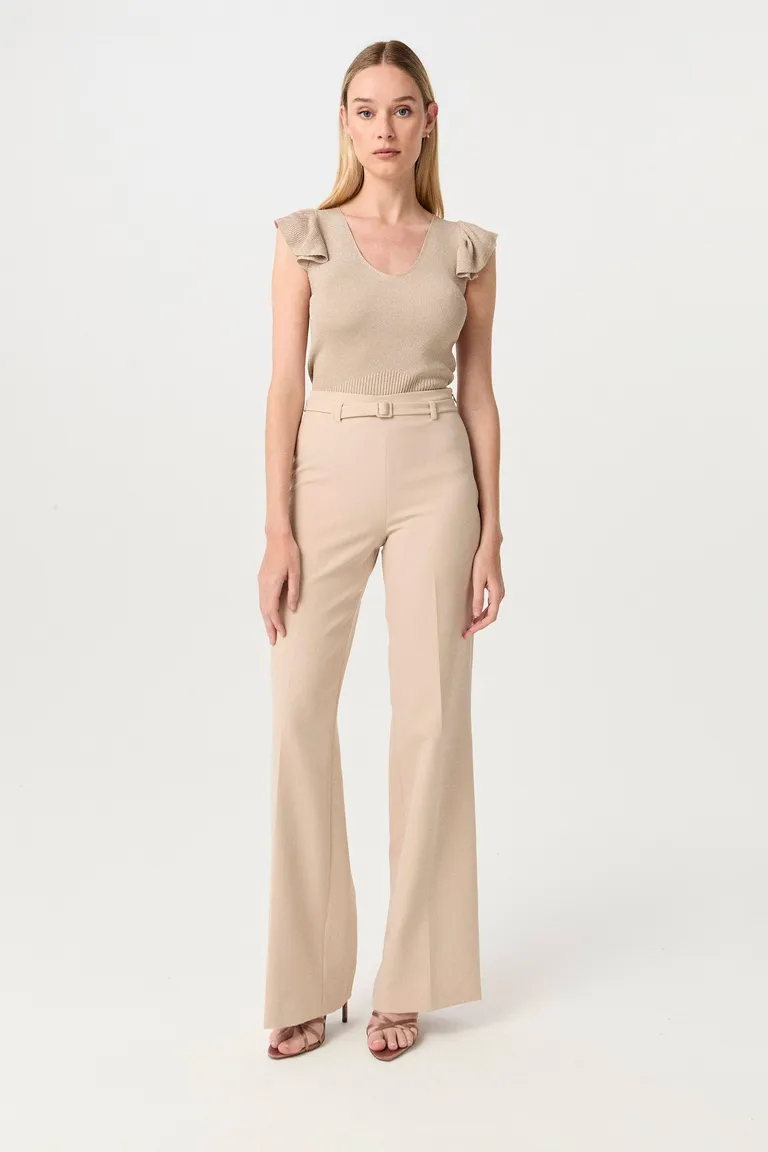 Top tejido con volados en las mangas para lucir un look elegante y chic de Markova en Remeras para argentina