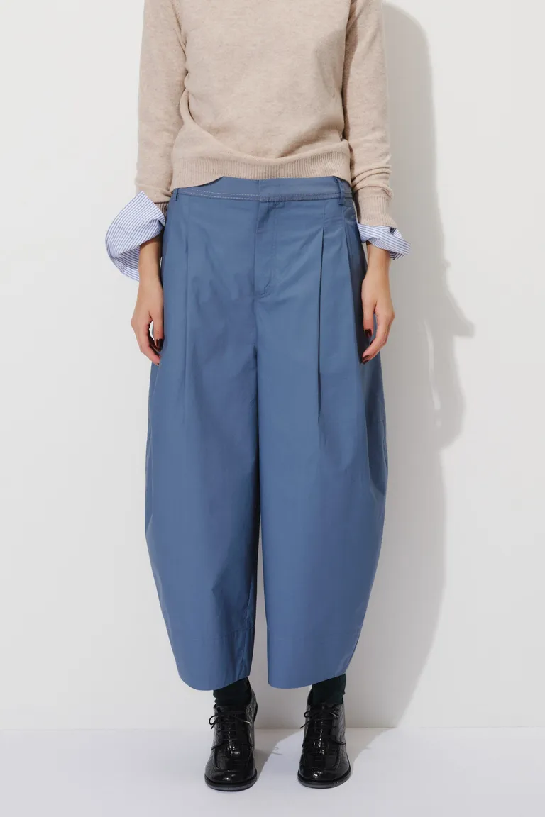 Pantalón de silueta amplia con corte recto y largo cropped de Mishka en Pantalones para argentina